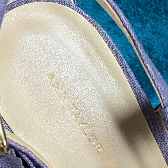 Ann Taylor Slate Blue Linen Wedges - Picture 5 of 7